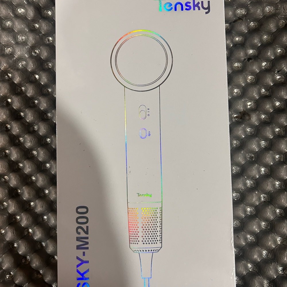 Brand new in box Fensky hair dryer!